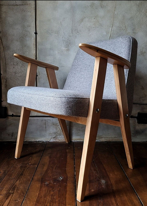 Fotel Chierowski 366 z podnóżkiem PRL Design Vintage polish armchair with footrest mid century