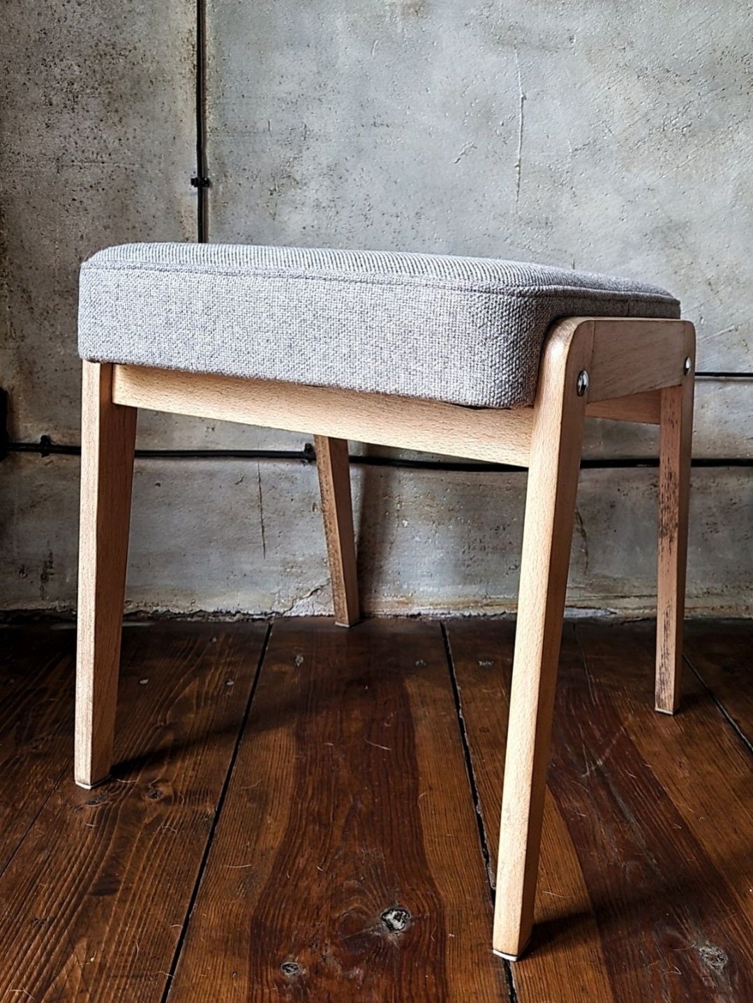 Fotel Chierowski 366 z podnóżkiem PRL Design Vintage polish armchair with footrest mid century