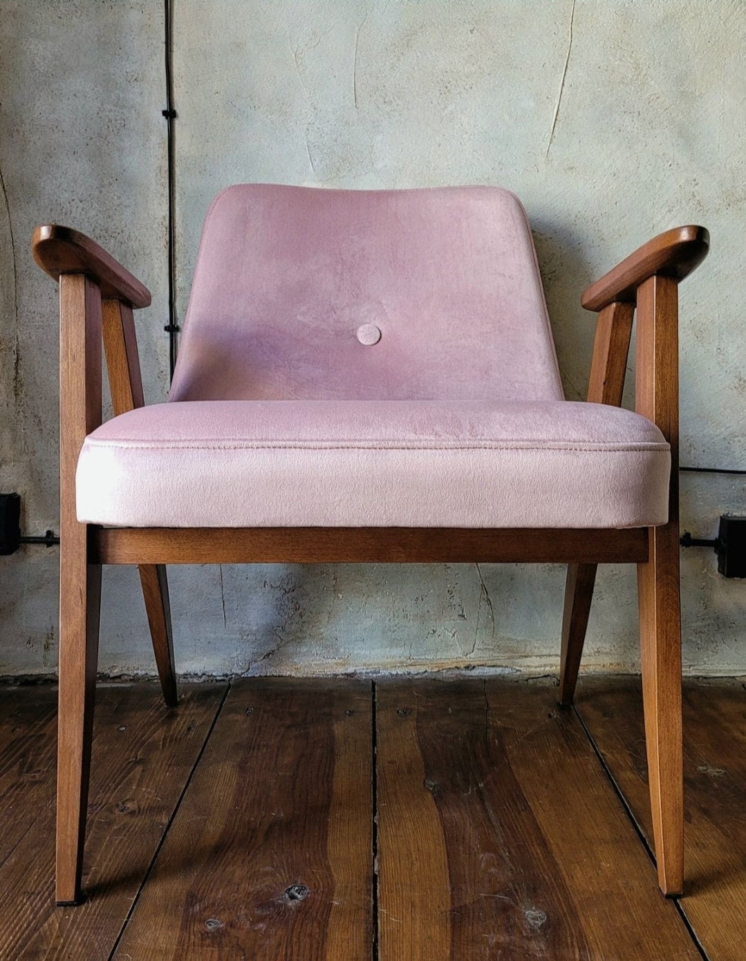 Fotel Chierowski 366 z podnóżkiem PRL Design Vintage polish armchair with footrest mid century
