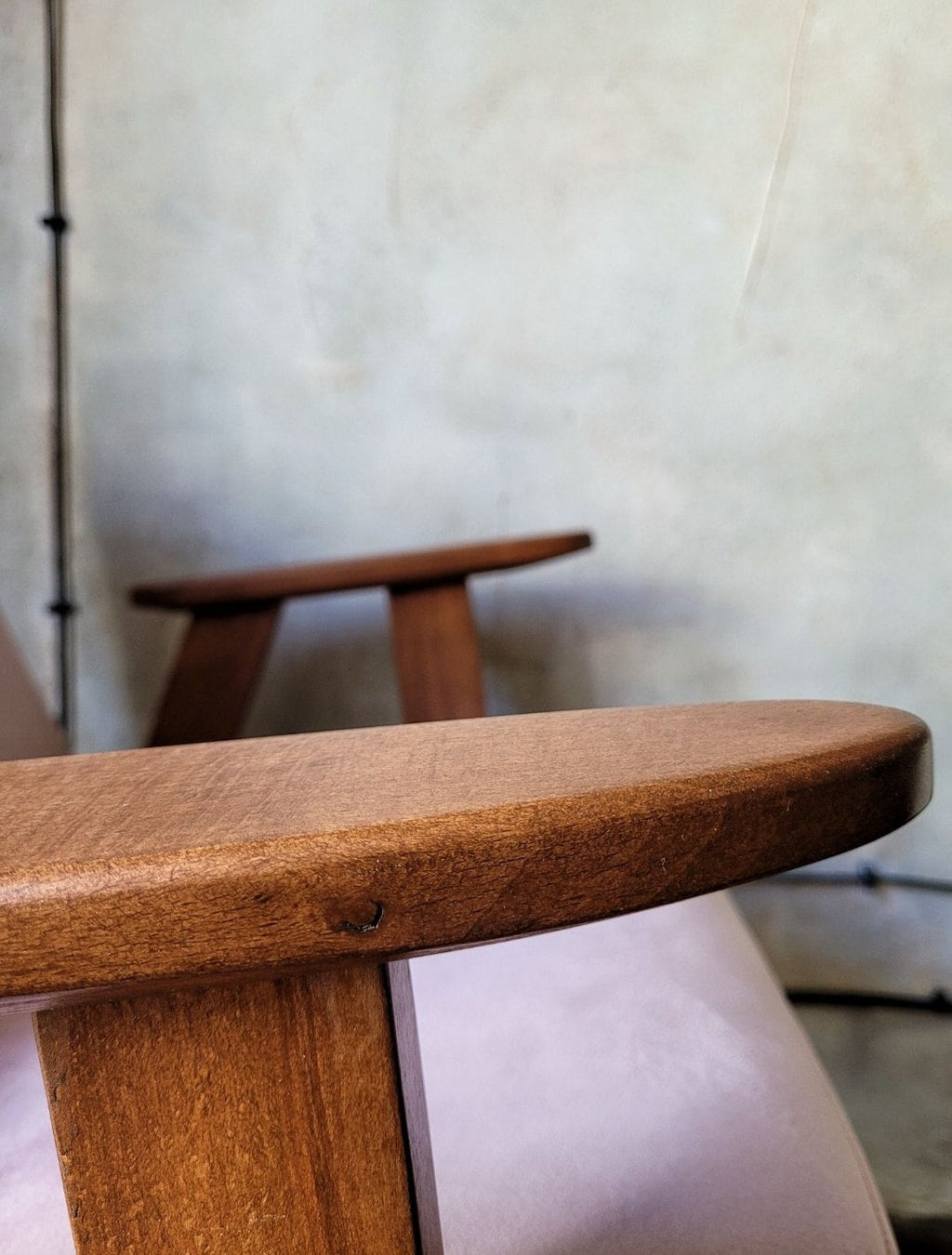 Fotel Chierowski 366 z podnóżkiem PRL Design Vintage polish armchair with footrest mid century