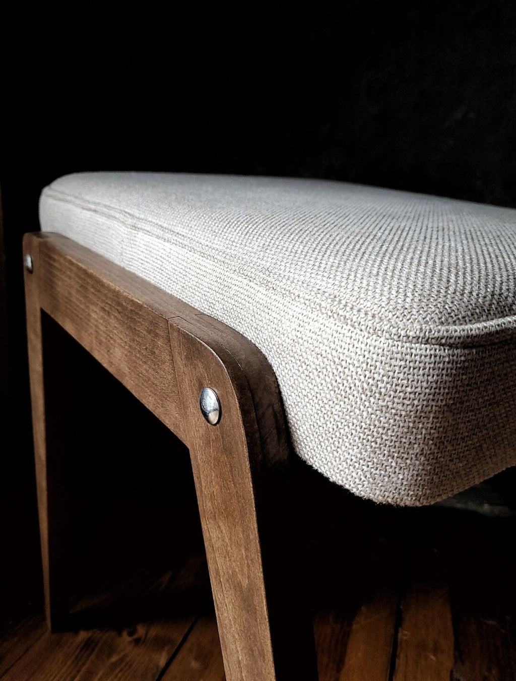 Fotel Chierowski 366 z podnóżkiem PRL Design Vintage polish armchair with footrest mid century