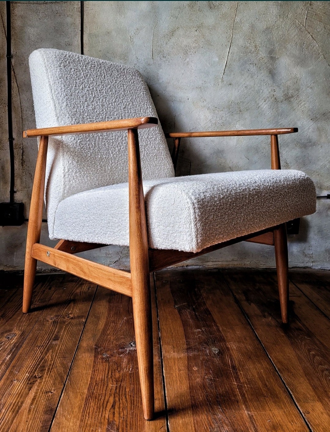 Fotel Lisek 300-190 PRL Design Vintage polish armchair mid century