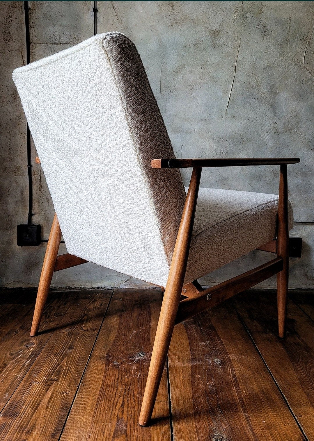 Fotel Lisek 300-190 PRL Design Vintage polish armchair mid century