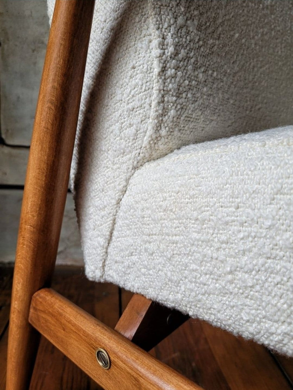 Fotel Lisek 300-190 PRL Design Vintage polish armchair mid century
