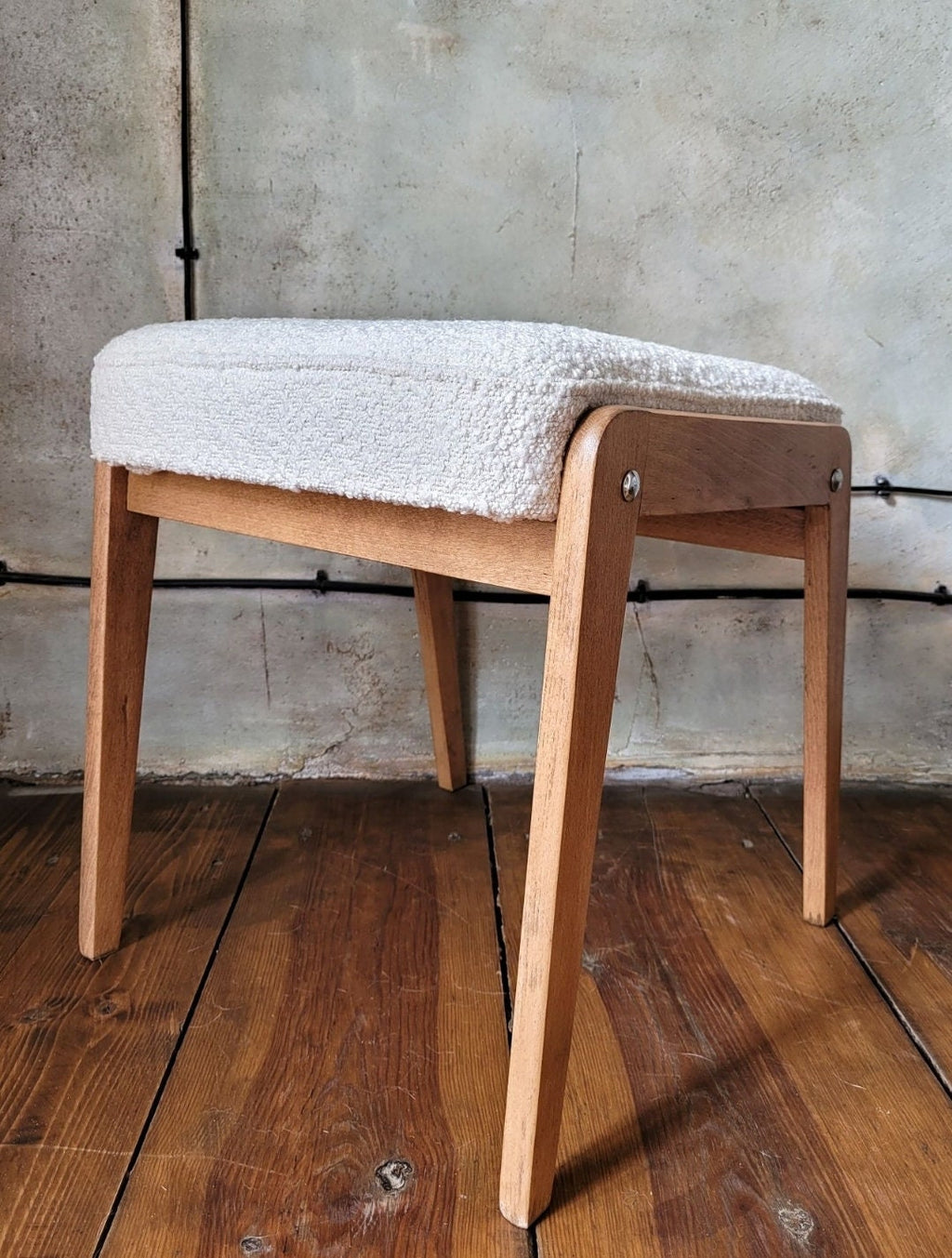Fotel Chierowski 366 z podnóżkiem PRL Design Vintage polish armchair with footrest mid century