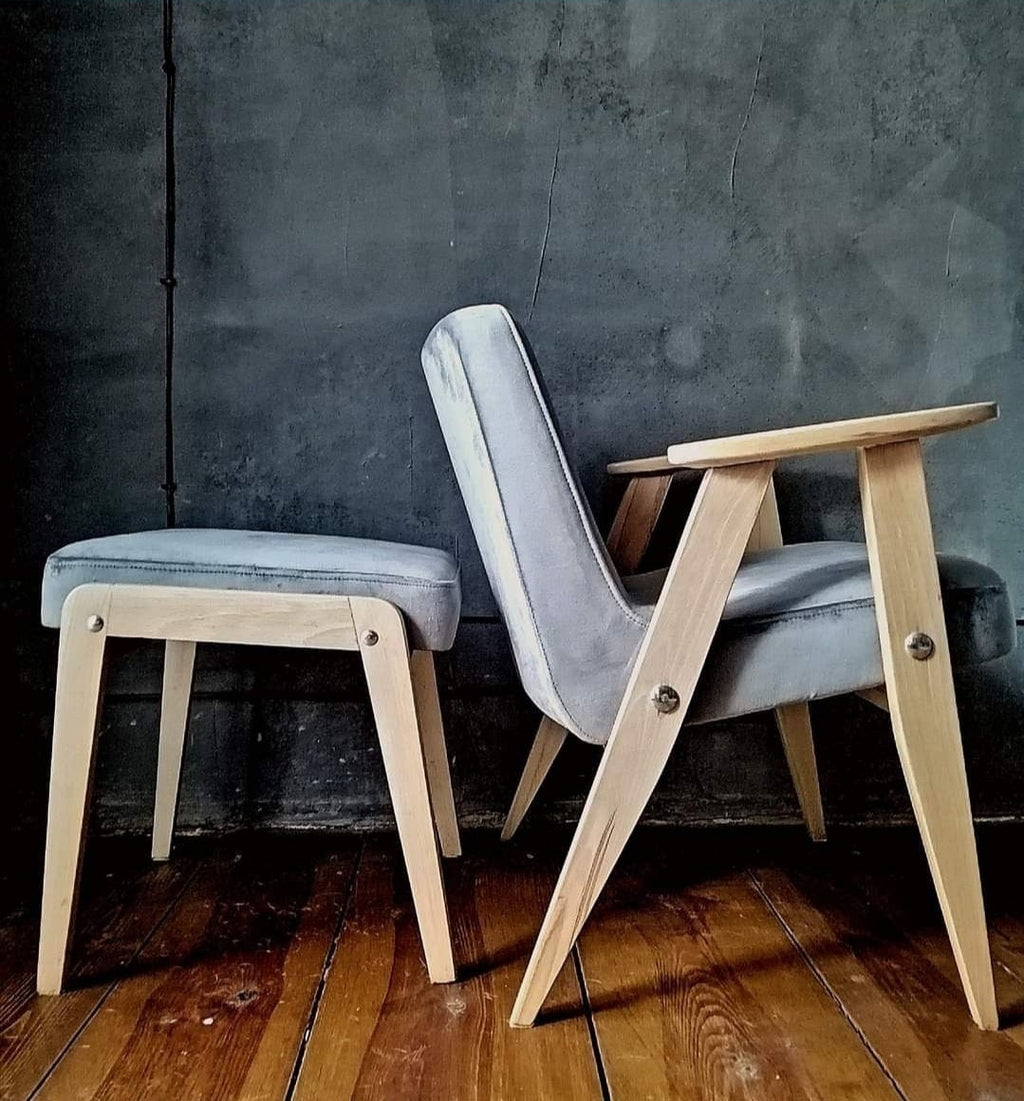 Fotel Chierowski 366 z podnóżkiem PRL Design Vintage polish armchair with footrest mid century