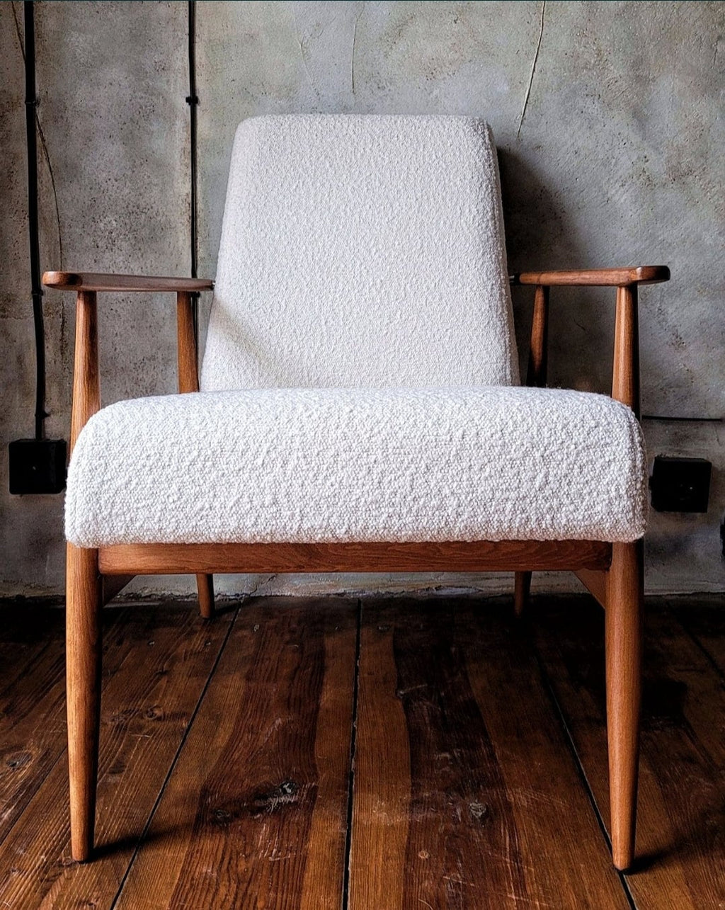 Fotel Lisek 300-190 PRL Design Vintage polish armchair mid century
