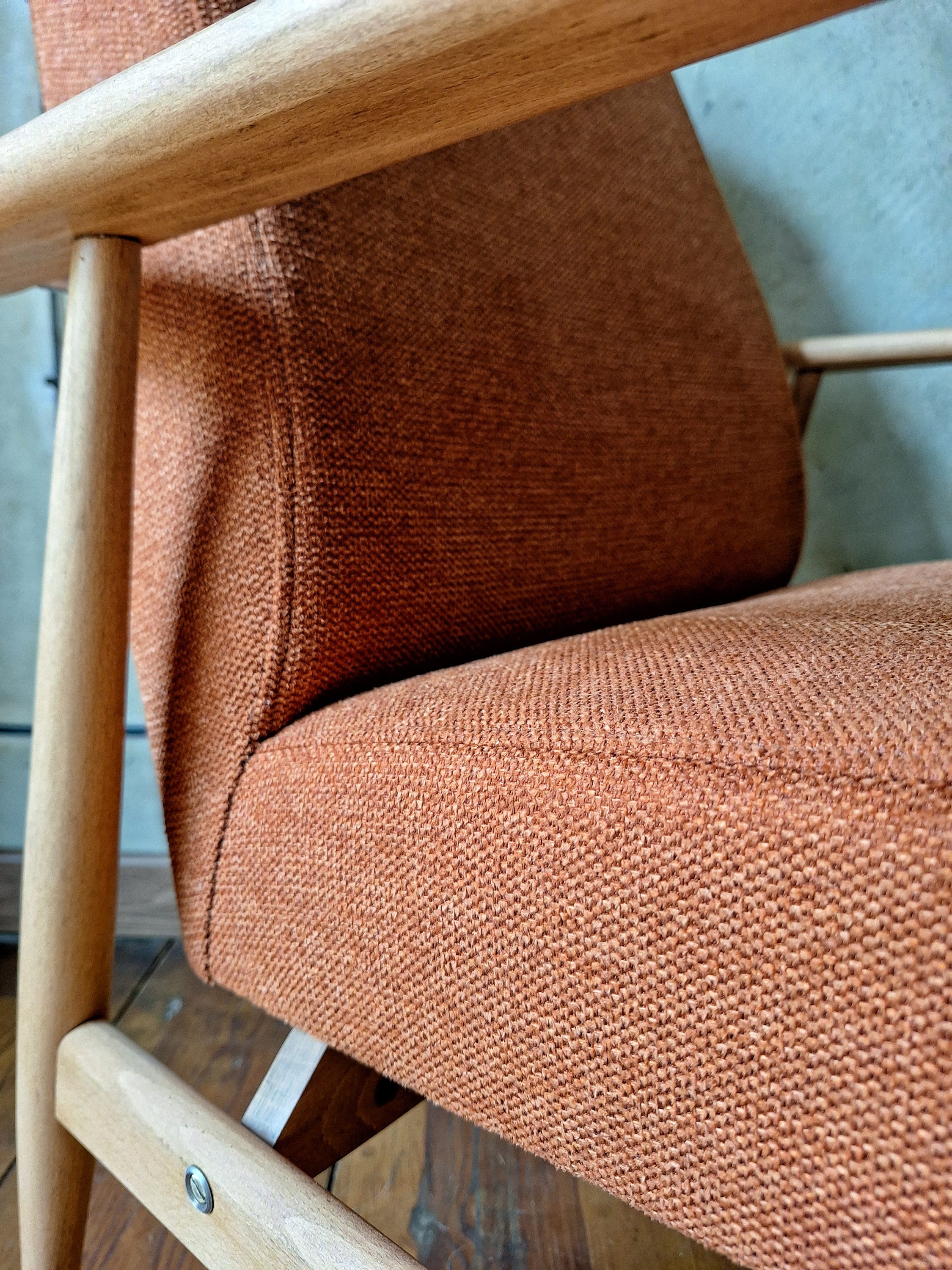 Fotel Lisek 300-190 PRL Design Vintage polish armchair with footrest mid century