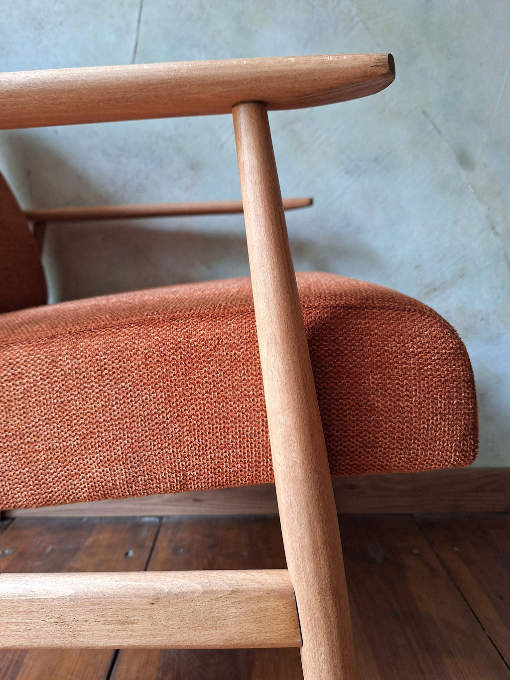 Fotel Lisek 300-190 PRL Design Vintage polish armchair with footrest mid century