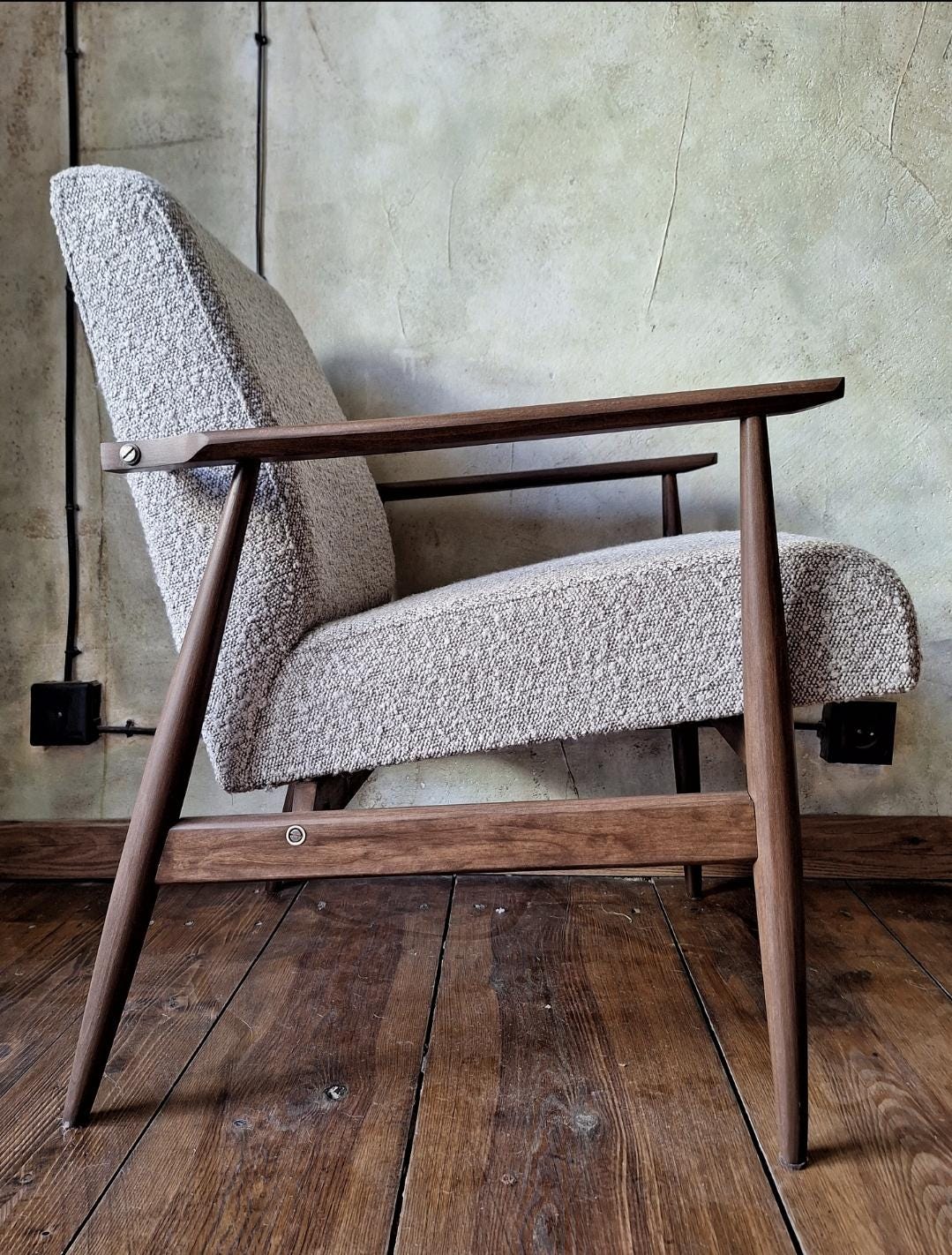 Fotel Lisek 300-190 PRL Design Vintage polish armchair mid century