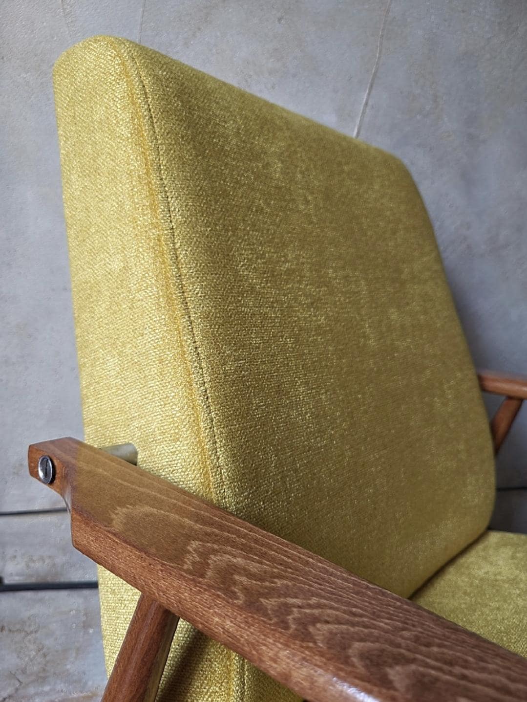 Fotel Lisek 300-190 PRL Design Vintage polish armchair mid century