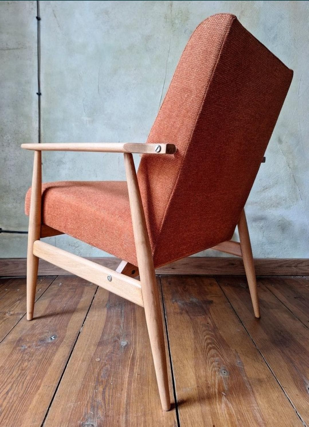 Fotel Lisek 300-190 PRL Design Vintage polish armchair mid century