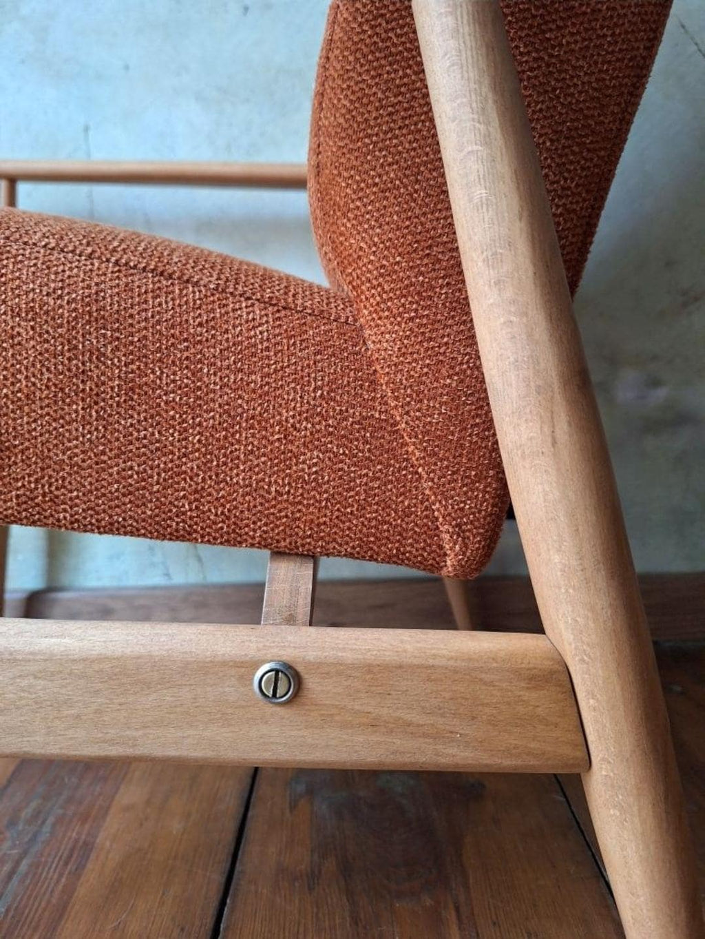 Fotel Lisek 300-190 PRL Design Vintage polish armchair mid century