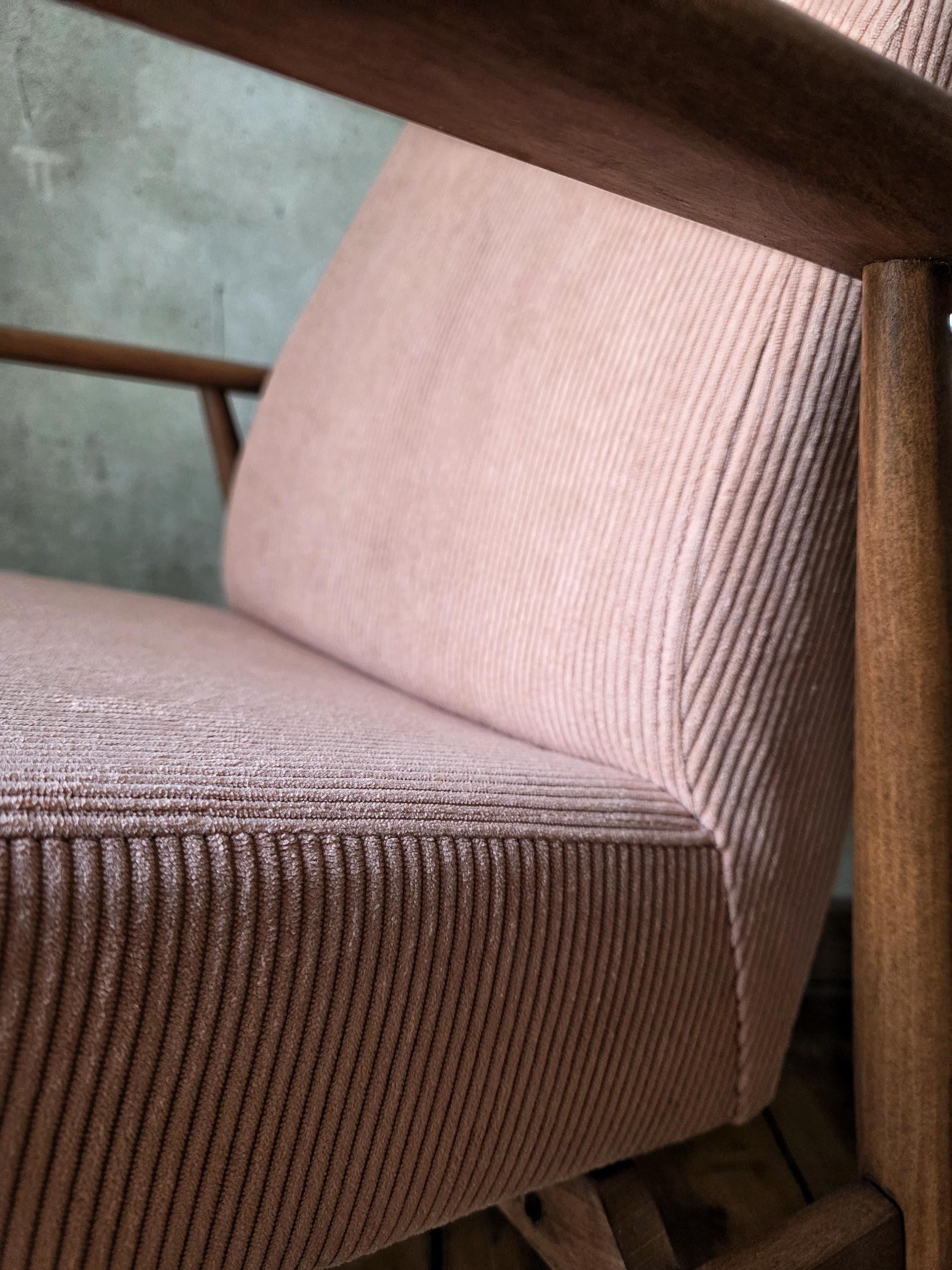 Fotel Lisek 300-190 PRL Design Vintage polish armchair mid century