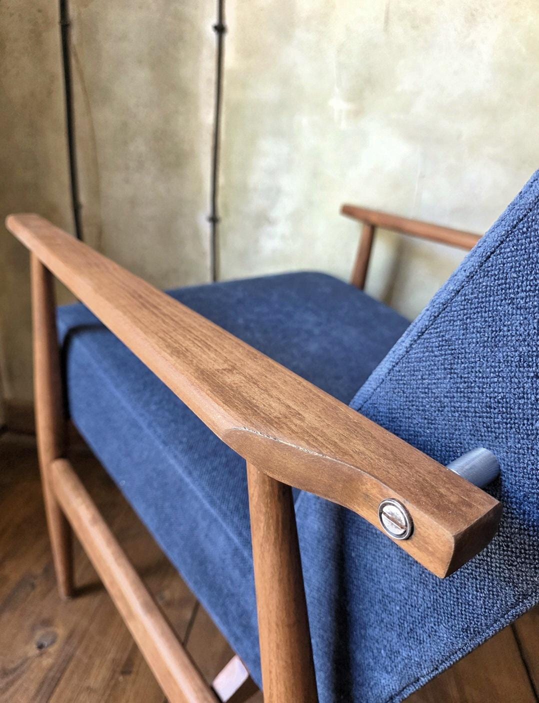 Fotel Lisek 300-190 PRL Design Vintage polish armchair with footrest mid century
