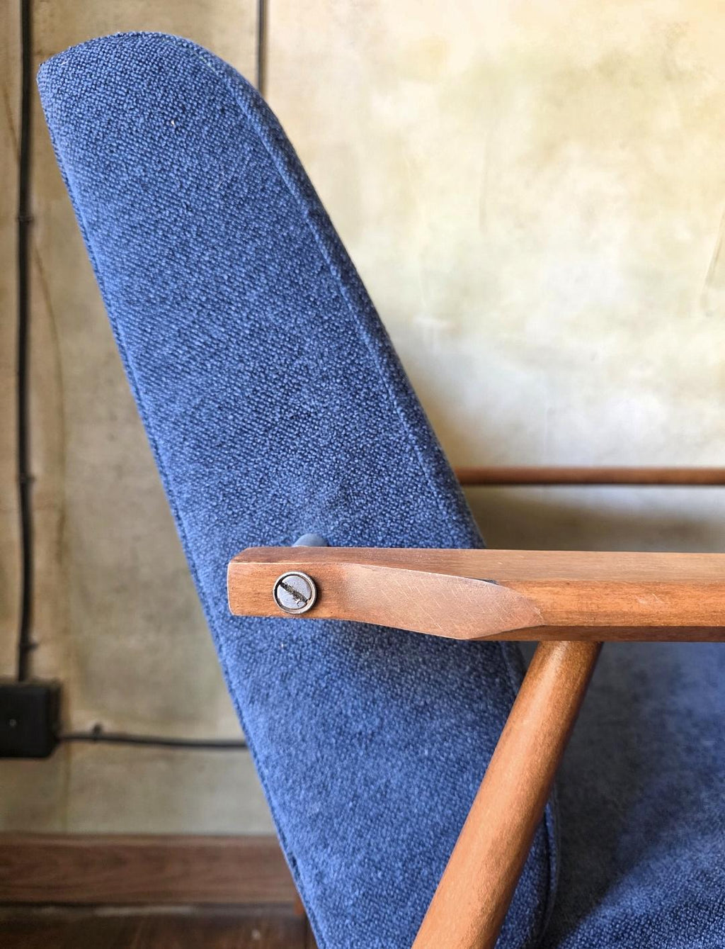 Fotel Lisek 300-190 PRL Design Vintage polish armchair with footrest mid century