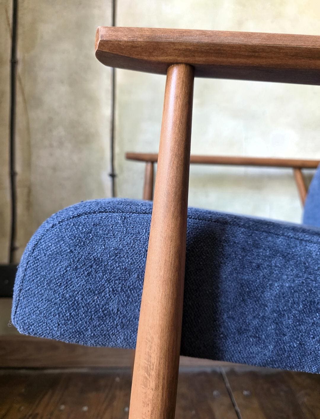 Fotel Lisek 300-190 PRL Design Vintage polish armchair with footrest mid century