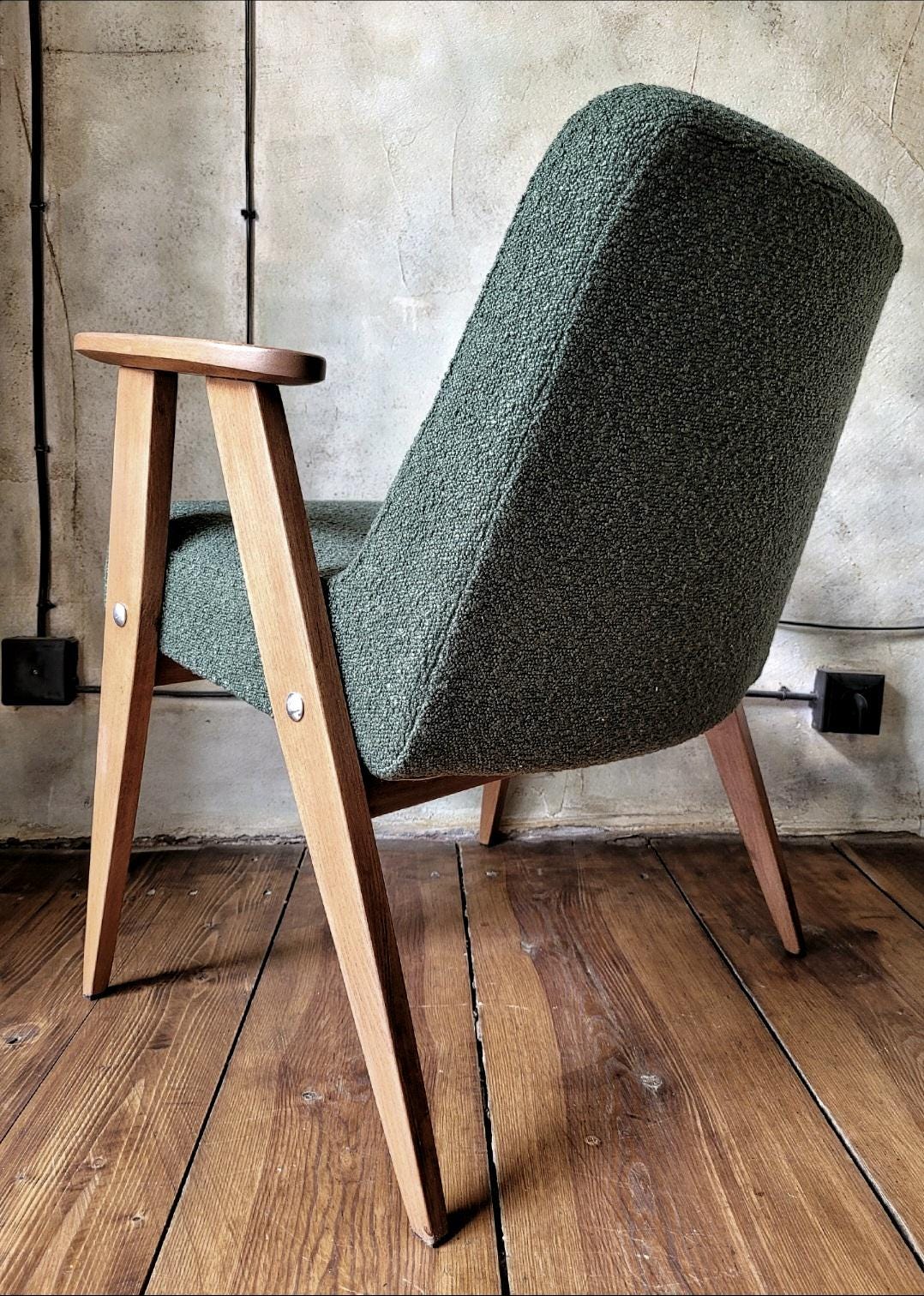 Fotel Chierowski 366 z podnóżkiem PRL Design Vintage polish armchair with footrest mid century