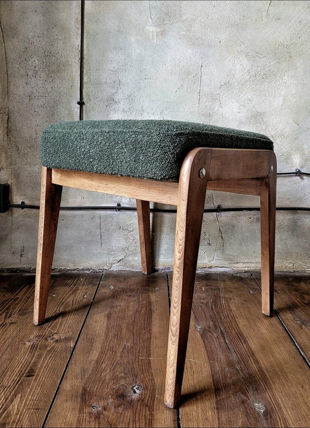 Fotel Chierowski 366 z podnóżkiem PRL Design Vintage polish armchair with footrest mid century
