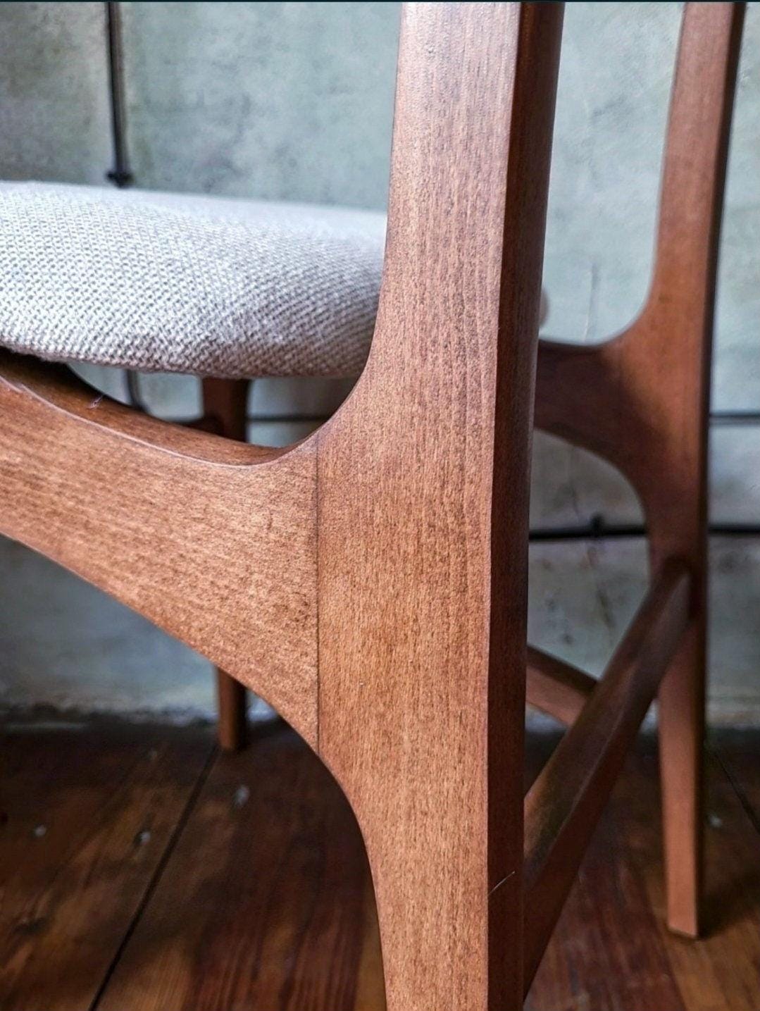 Krzesło Hałas 200-190 – polski design PRL, vintage