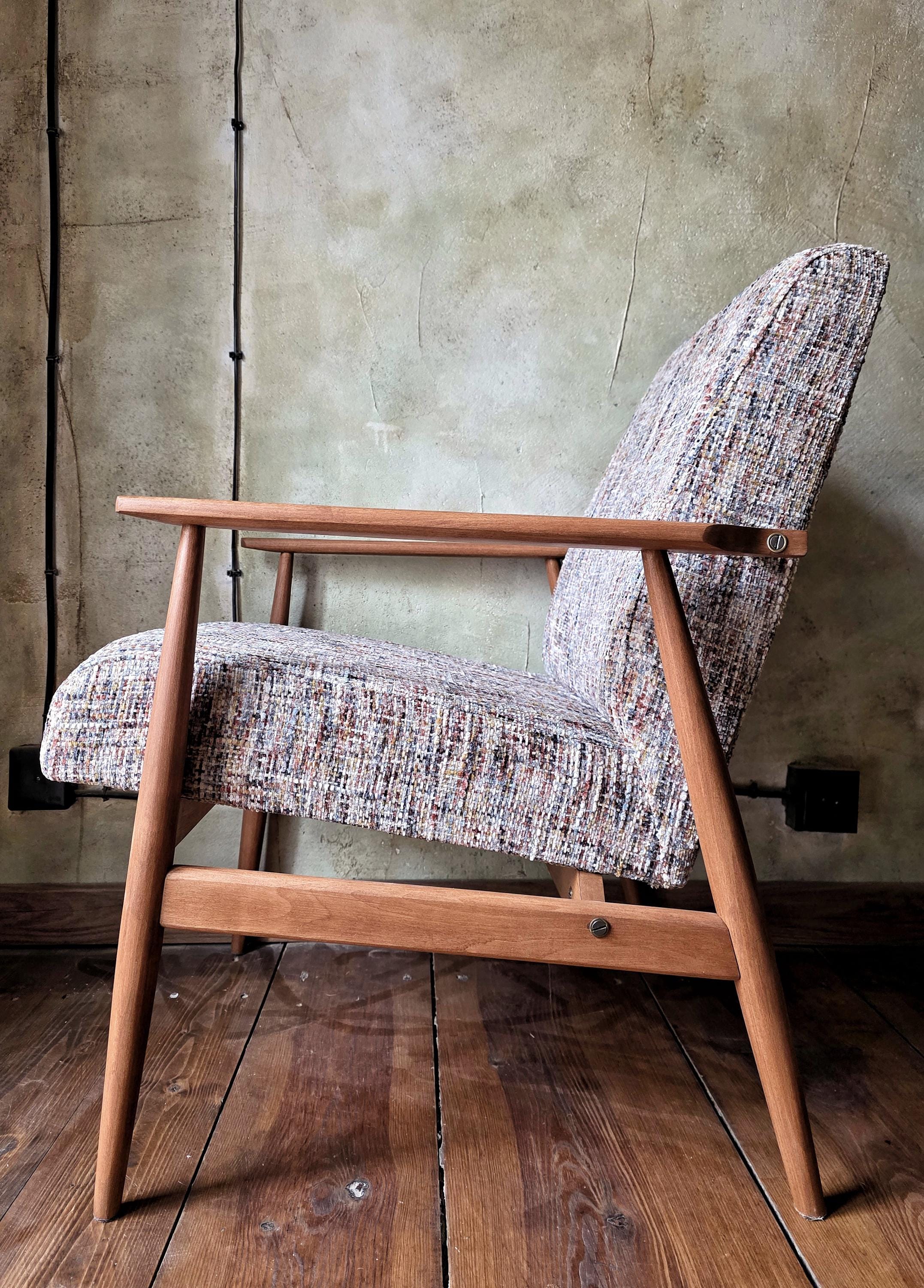 Fotel Lisek 300-190 PRL Design Vintage polish armchair mid century