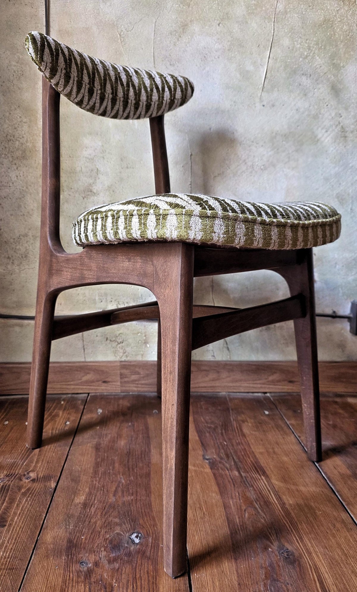 Vintage Dining Chair Type 200-190 by R. Hałas, Mid Century Modern Polish Design, Wooden Chair, 1960s 1970s