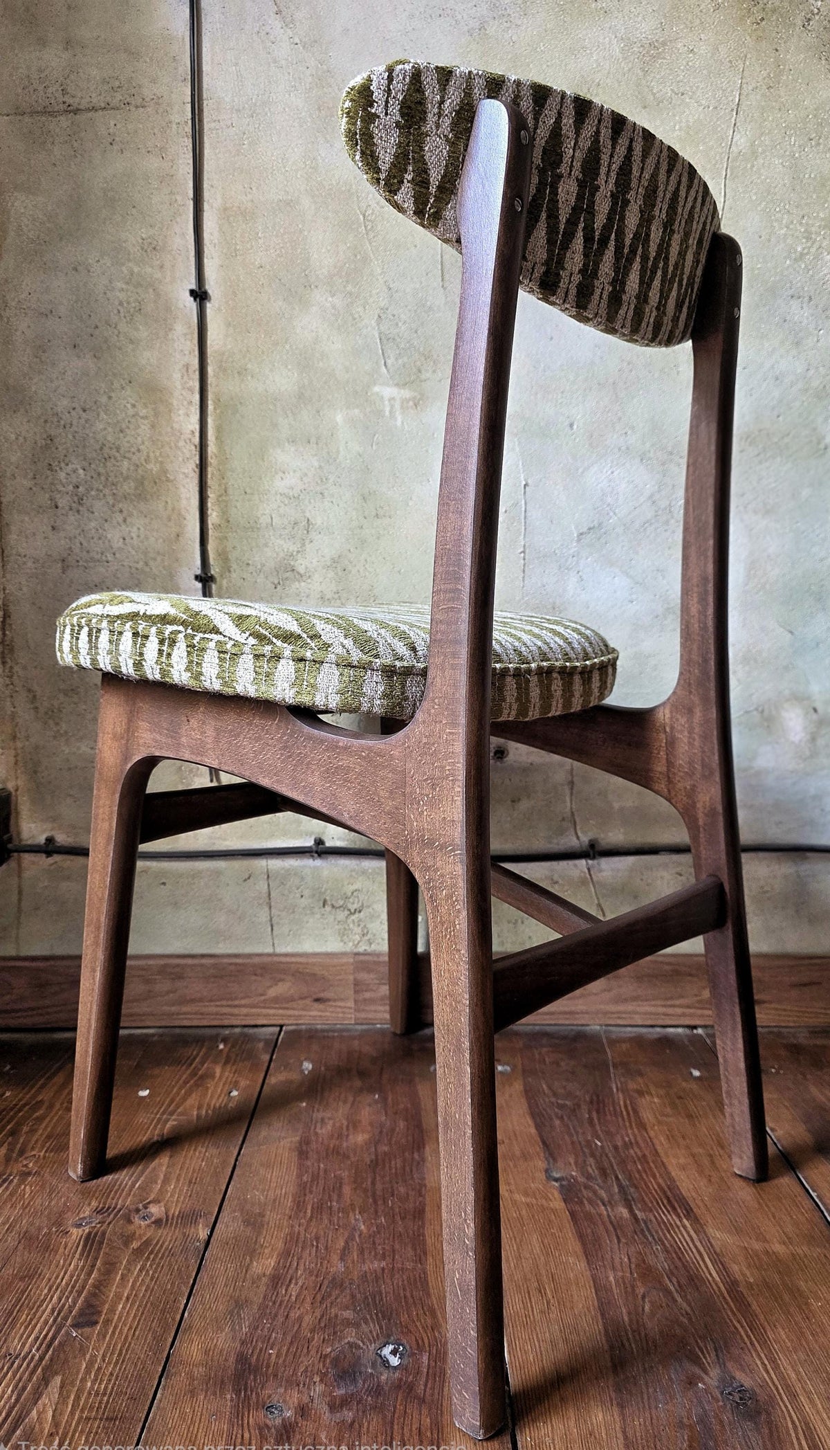 Vintage Dining Chair Type 200-190 by R. Hałas, Mid Century Modern Polish Design, Wooden Chair, 1960s 1970s