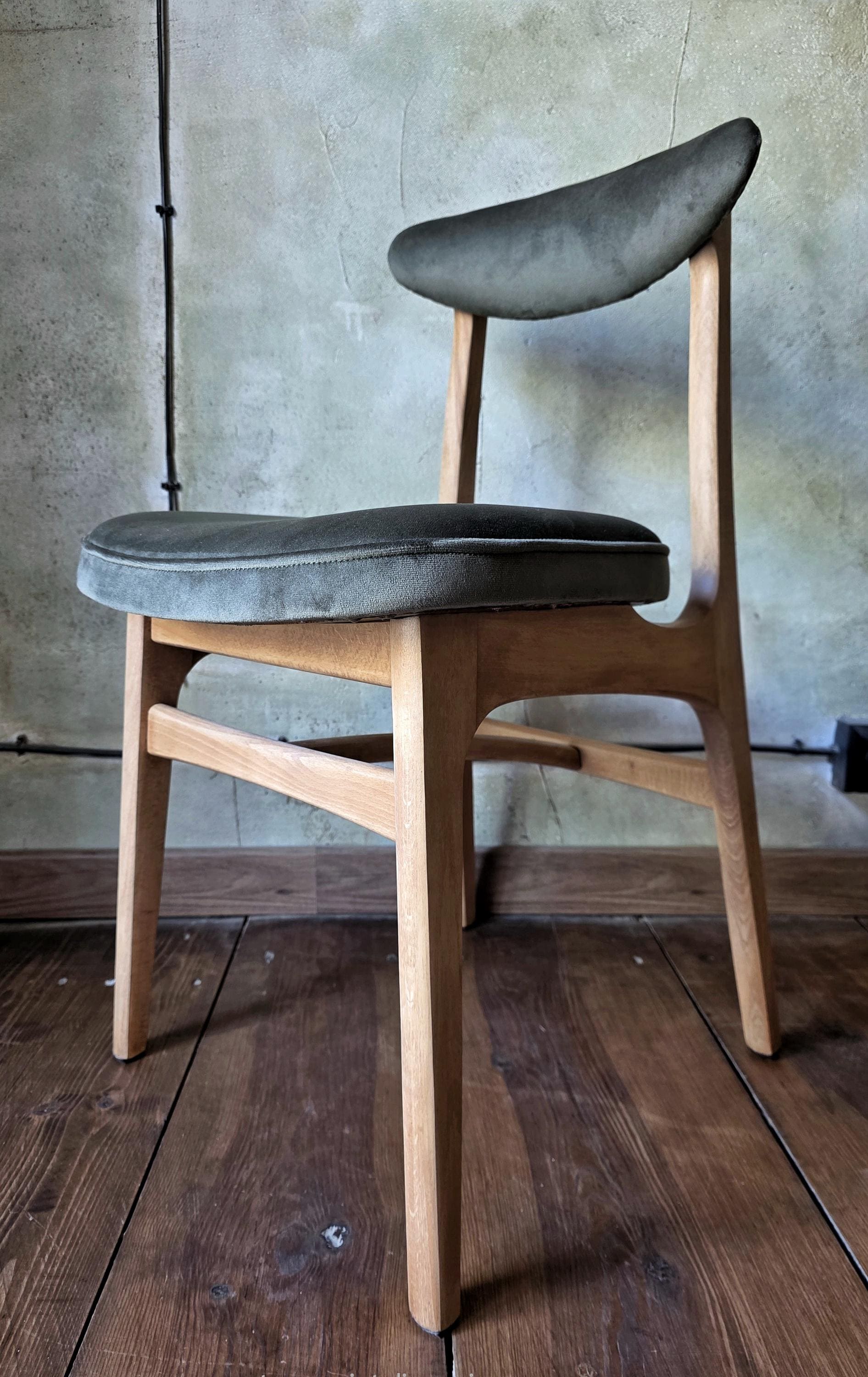 Vintage Dining Chair Type 200-190 by R. Hałas, Mid Century Modern Polish Design, Wooden Chair, 1960s 1970s