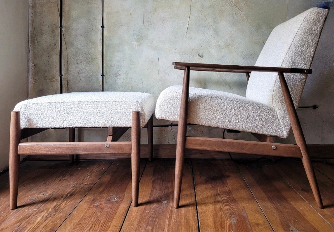 Fotel Lisek 300-190 PRL Design Vintage polish armchair with footrest mid century