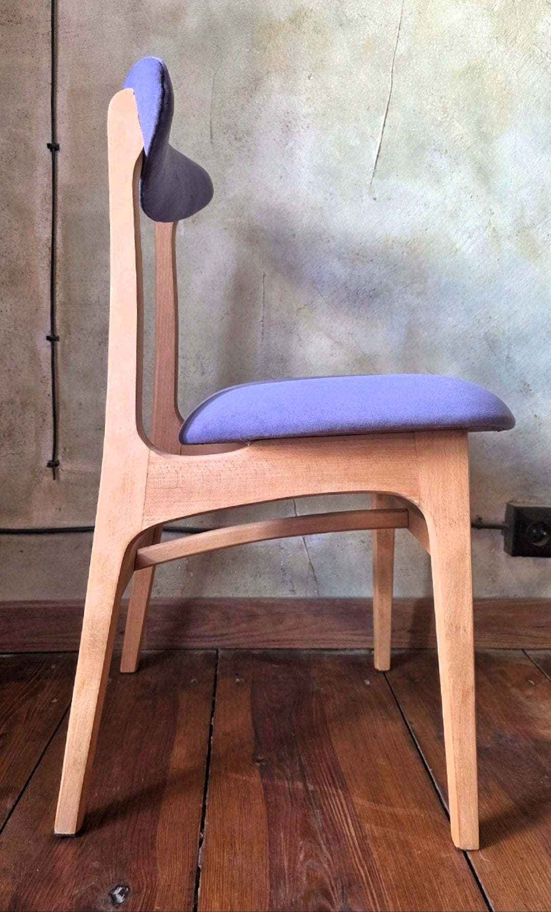 Krzesło Hałas 200-190 – polski design PRL, vintage