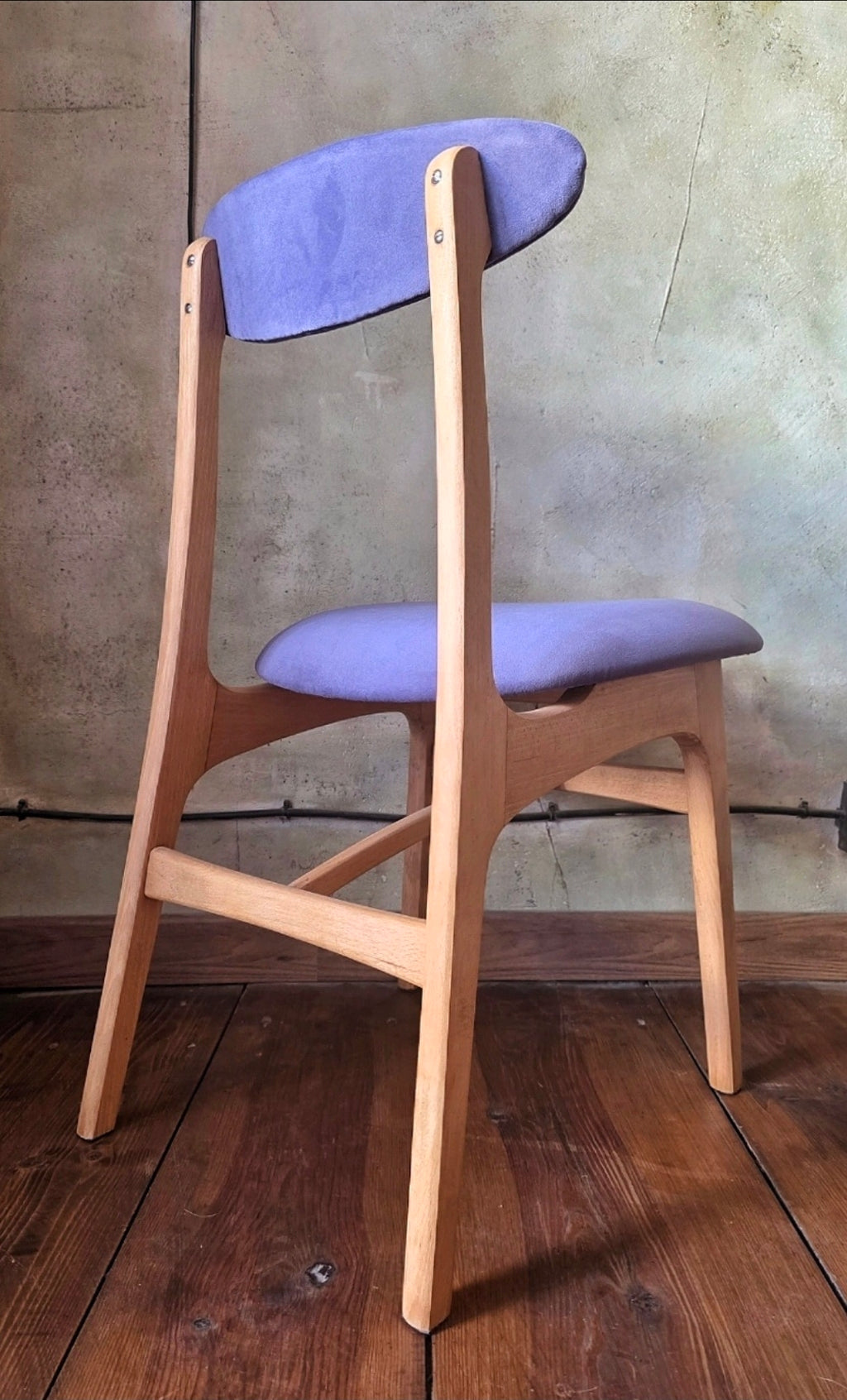 Krzesło Hałas 200-190 – polski design PRL, vintage