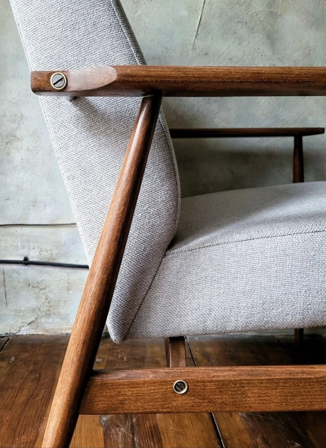 Fotel Lisek 300-190 PRL Design Vintage polish armchair with footrest mid century