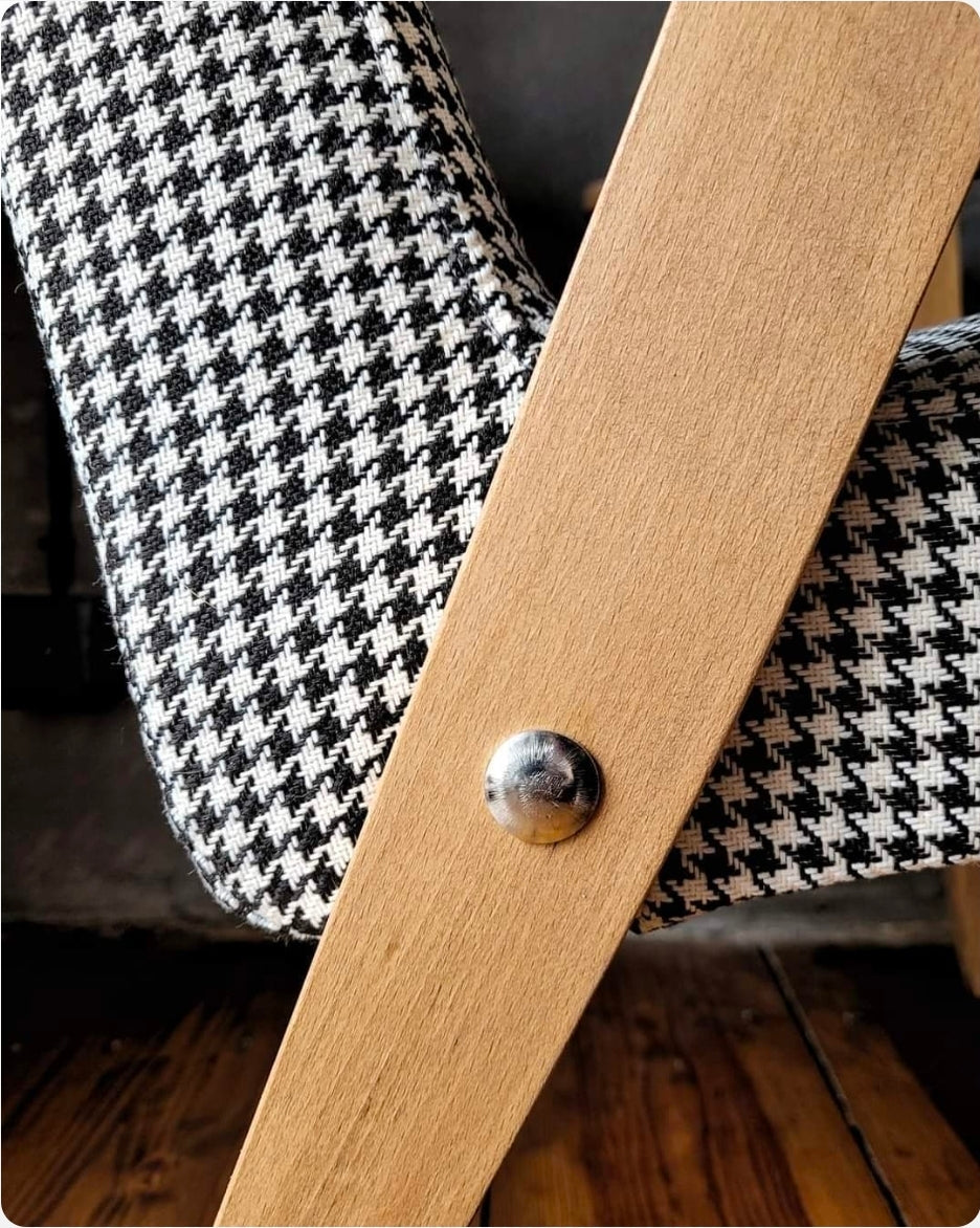 Fotel Chierowski 366 – polski design PRL, vintage, po renowacji